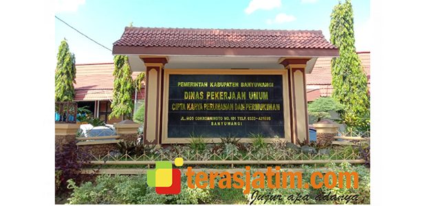 Dinas PU CKPP Banyuwangi Tak Akui Proyek Drainase di Songgon, Aktivis Gaib: Kami Akan Ungkap Satu Persatu Dinas PU CKPP Banyuwangi Tak Akui Proyek Drainase di Songgon, Aktivis Gaib: Kami Akan Ungkap Satu Persatu