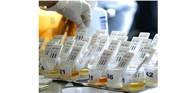 Anggota DPRD Gresik Dites Urine Mendadak Anggota DPRD Gresik Dites Urine Mendadak