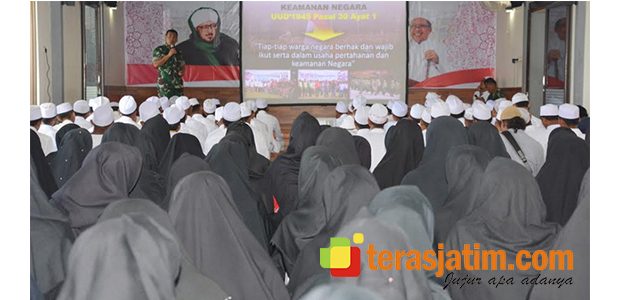 Danrem Mojokerto Ajak Santri Tangkal Hoax, Radikalisme dan Terorisme Danrem Mojokerto Ajak Santri Tangkal Hoax, Radikalisme dan Terorisme