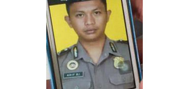 Anggota Polres Kota Madiun Tembak Kepalanya Sendiri Anggota Polres Kota Madiun Tembak Kepalanya Sendiri