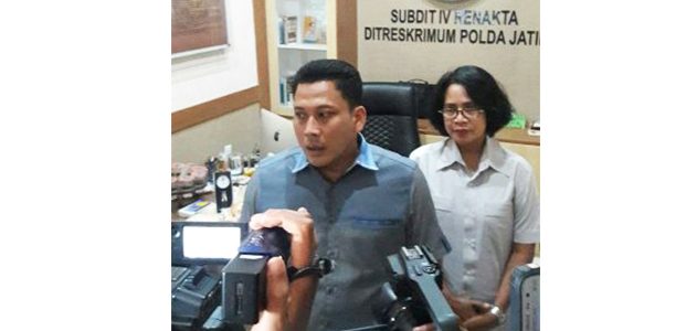 Gauli Anak Sendiri, Seorang Bapak di Surabaya Dibui Gauli Anak Sendiri, Seorang Bapak di Surabaya Dibui