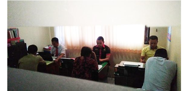Diduga Manipulasi Tiket, 21 Pegawai Dinas Pariwisata Trenggalek Terjaring OTT Diduga Manipulasi Tiket, 21 Pegawai Dinas Pariwisata Trenggalek Terjaring OTT