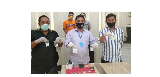 Polda Jatim Ciduk Pengedar Sabu asal Gurah Kediri Polda Jatim Ciduk Pengedar Sabu asal Gurah Kediri