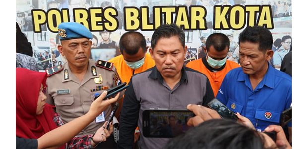 Edarkan Sabu di Blitar, 2 Pria asal Ngancar Kediri Dibekuk Edarkan Sabu di Blitar, 2 Pria asal Ngancar Kediri Dibekuk