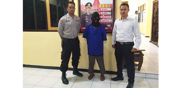 Gagahi Warganya Yang Masih di Bawah Umur, Seorang Ketua RT di Bojonegoro Dibui Gagahi Warganya Yang Masih di Bawah Umur, Seorang Ketua RT di Bojonegoro Dibui