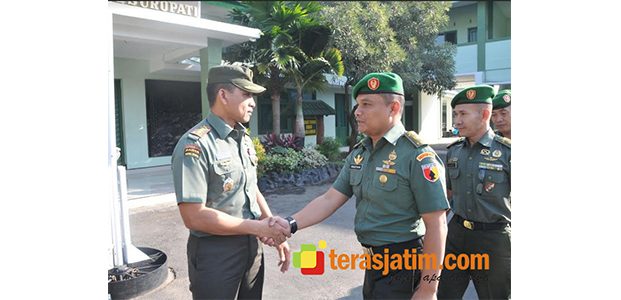 Gelar Halal Bihalal, Danrem 083/BDJ Pamitan dengan Prajuritnya Gelar Halal Bihalal, Danrem 083/BDJ Pamitan dengan Prajuritnya