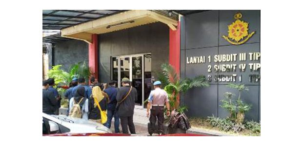 Gelar OTT di Surabaya, KPK Amankan Pimpinan Partai Gelar OTT di Surabaya, KPK Amankan Pimpinan Partai