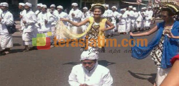 Grebeg Suro, Ribuan Warga Padati Kota Kediri Grebeg Suro, Ribuan Warga Padati Kota Kediri