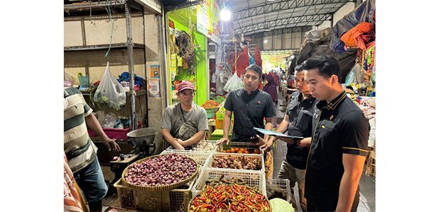 Jelang Ramadhan, Satgas Pangan Polres Gresik Cek Bapokting di Sejumlah Pasar
