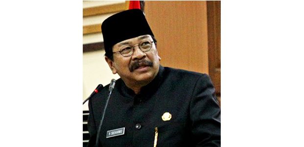 Gubernur Jatim Tetapkan UMK 2018 untuk 38 Kabupaten/Kota Gubernur Jatim Tetapkan UMK 2018 untuk 38 Kabupaten/Kota