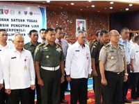 Gubernur Kukuhkan Satgas Saber Pungli Provinsi Jawa Timur