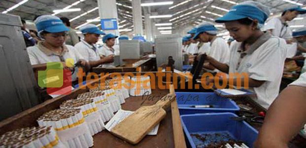 Gubernur Tolak Kenaikan Cukai Rokok Gubernur Tolak Kenaikan Cukai Rokok