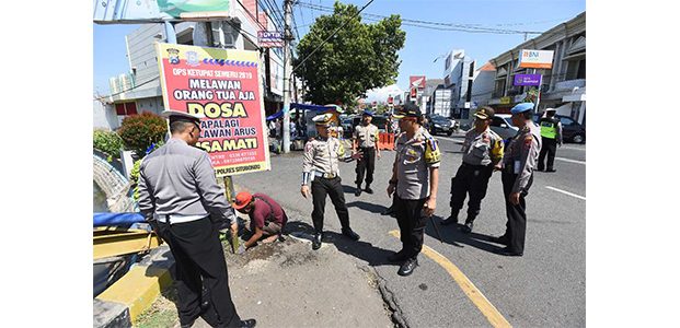 Hadapi Arus Mudik, Polres Situbondo Siapkan 6 Pos Pengamanan di Jalur Pantura Hadapi Arus Mudik, Polres Situbondo Siapkan 6 Pos Pengamanan di Jalur Pantura