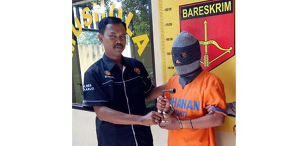 Salah Beli Rokok, Seorang Janda Dianiaya Kekasihnya dengan Kunci Roda Salah Beli Rokok, Seorang Janda Dianiaya Kekasihnya dengan Kunci Roda