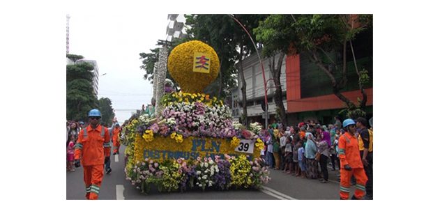 Meriahkan Hari Jadi Surabaya, 40 Mobil Hias Ikuti ‘Surabaya Vaganza 2019’ Meriahkan Hari Jadi Surabaya, 40 Mobil Hias Ikuti ‘Surabaya Vaganza 2019’