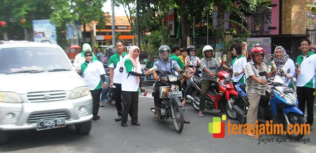 Meski Telat, Kejari Lamongan Tetap Peringati Hari Anti Korupsi Meski Telat, Kejari Lamongan Tetap Peringati Hari Anti Korupsi