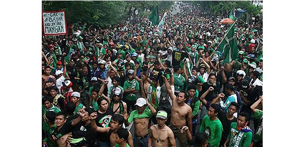 Bonek Gelar Parade Bela Persebaya, Beberapa Ruas Jalan Dialihkan Bonek Gelar Parade Bela Persebaya, Beberapa Ruas Jalan Dialihkan