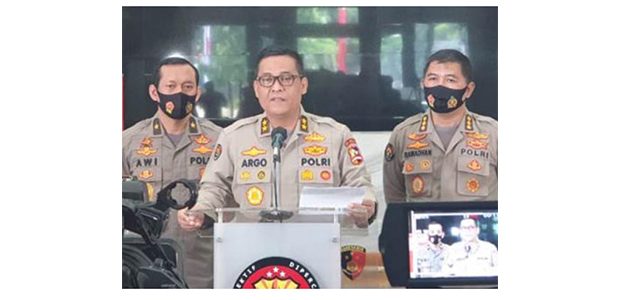 Kapolri Copot 2 Kapolda, Irjen Fadil (Kapolda Jatim) Jabat Kapolda Metro Jaya Kapolri Copot 2 Kapolda, Irjen Fadil (Kapolda Jatim) Jabat Kapolda Metro Jaya