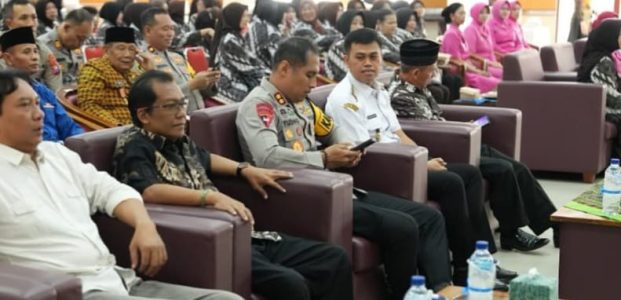 DPRD Kabupaten Blitar Harap Purnawirawan Polri Tetap Aktif Menjaga Kamtibmas DPRD Kabupaten Blitar Harap Purnawirawan Polri Tetap Aktif Menjaga Kamtibmas