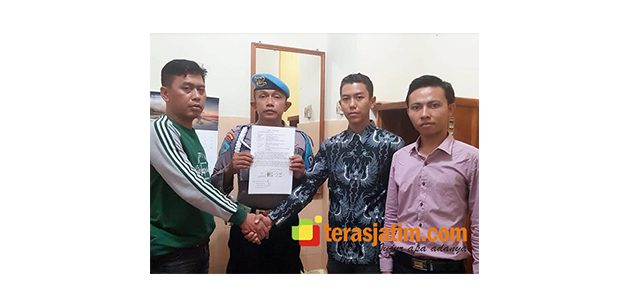 Insiden Pengusiran Advokat di Mapolsek Genteng Banyuwangi, Berakhir Damai Insiden Pengusiran Advokat di Mapolsek Genteng Banyuwangi, Berakhir Damai