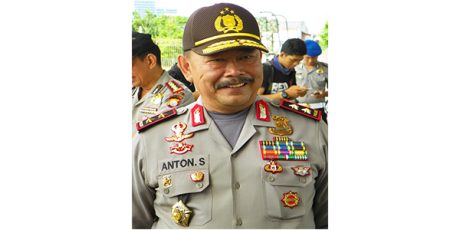 Irjen Anton Setiadji Pensiun, Kapolda Jatim Dijabat Irjen Machfud Arifin