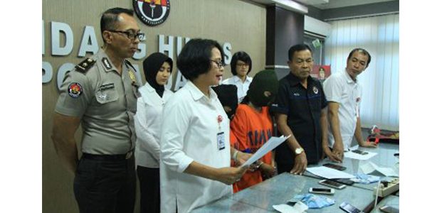 Jadi Germo Anak di Bawah Umur, Mahasiswi ini Ditangkap Polisi Jadi Germo Anak di Bawah Umur, Mahasiswi ini Ditangkap Polisi