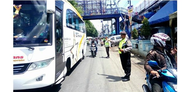 Jalur Singosari Arah Malang Terpantau Padat Lancar Jalur Singosari Arah Malang Terpantau Padat Lancar