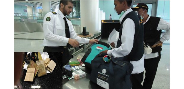 Jamaah Haji Asal Madura Yang Bawa Jimat dan Obat-Obatan, Masih Ditahan Otoritas Madinah Jamaah Haji Asal Madura Yang Bawa Jimat dan Obat-Obatan, Masih Ditahan Otoritas Madinah