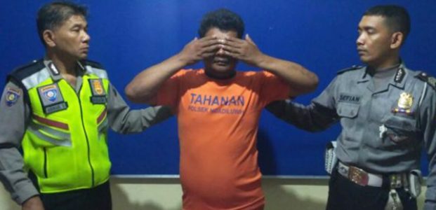 Gagal Menjambret, Pria asal Pesantren Kediri ini Jadi Pesakitan Polisi Gagal Menjambret, Pria asal Pesantren Kediri ini Jadi Pesakitan Polisi