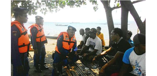 Antisipasi Teror Tahun Baru, 17 Pelabuhan Kecil di Banyuwangi Diawasi Antisipasi Teror Tahun Baru, 17 Pelabuhan Kecil di Banyuwangi Diawasi