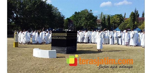 Jemaah Calon Haji Asal Pacitan Terbang Lebih Awal ke Tanah Suci Jemaah Calon Haji Asal Pacitan Terbang Lebih Awal ke Tanah Suci