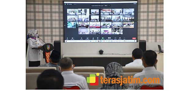 Bupati Jombang Launching Perbup Tentang DD, ADD dan PDRT Tahun 2021 Bupati Jombang Launching Perbup Tentang DD, ADD dan PDRT Tahun 2021