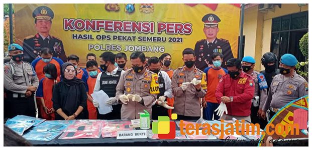12 Hari Gelar Operasi Pekat, Polres Jombang Kandangkan 187 Pelaku Kriminal 12 Hari Gelar Operasi Pekat, Polres Jombang Kandangkan 187 Pelaku Kriminal