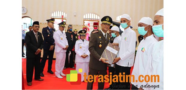 293 Napi di Lapas Jombang Dapat Remisi, 5 Napi Langsung Bebas 293 Napi di Lapas Jombang Dapat Remisi, 5 Napi Langsung Bebas