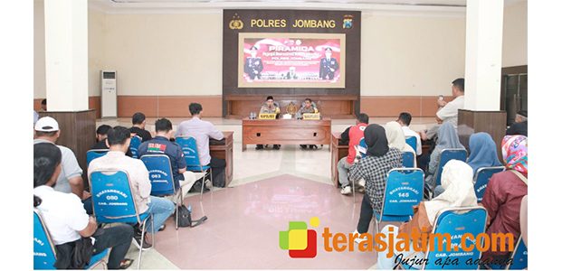 Ngopi Bersama Wartawan, Kapolres Ajak Media Wujudkan Jombang Aman Ngopi Bersama Wartawan, Kapolres Ajak Media Wujudkan Jombang Aman