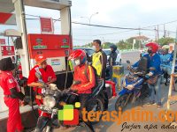 Harga BBM Naik, Polisi di Jombang Lakukan Pengamanan SPBU