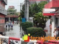 Hujan Semalaman, 5 Kecamatan di Jombang Banjir, Area Ponpes Darul Ulum Rejoso Terendam