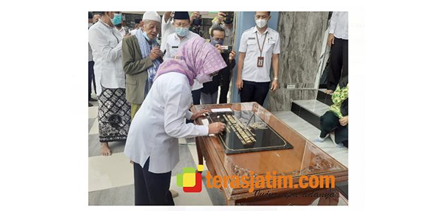 Bupati Munjidah Resmikan ‘Masjid Pendidikan’ Hasil Urunan Para Guru di Jombang
