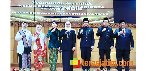 Yuliati Nugrahani Warsubi Resmi Jabat Ketua Dekranasda Jombang Periode 2025-2030 Yuliati Nugrahani Warsubi Resmi Jabat Ketua Dekranasda Jombang Periode 2025-2030
