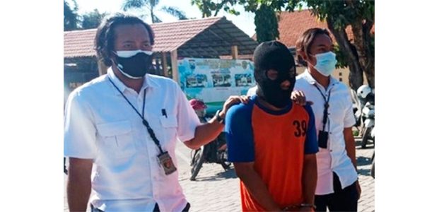 Goyang 2 Anak Gadisnya, Pria asal Peterongan Jombang ini Terancam Dikebiri Goyang 2 Anak Gadisnya, Pria asal Peterongan Jombang ini Terancam Dikebiri