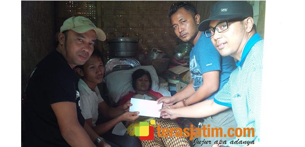 Juminten, Warga Miskin di Banyuwangi Penderita Kanker Payudara Ganas Juminten, Warga Miskin di Banyuwangi Penderita Kanker Payudara Ganas
