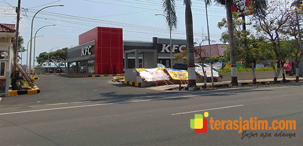 KFC Dinilai Tidak Pro Rakyat KFC Dinilai Tidak Pro Rakyat