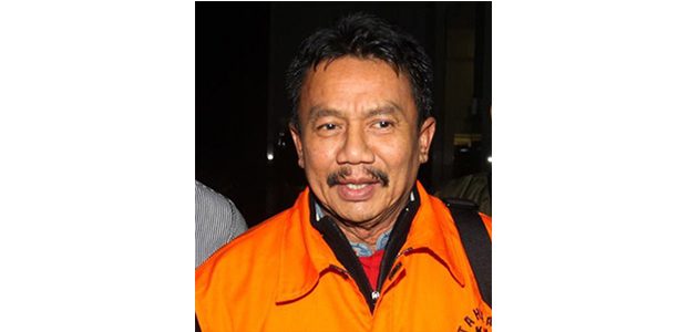 KPK Perpanjang Masa Penahanan Bupati Jombang (Non Aktif) KPK Perpanjang Masa Penahanan Bupati Jombang (Non Aktif)
