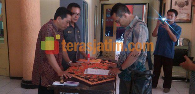 KPU MoU dengan LSM untuk Sukseskan Pilkada KPU MoU dengan LSM untuk Sukseskan Pilkada