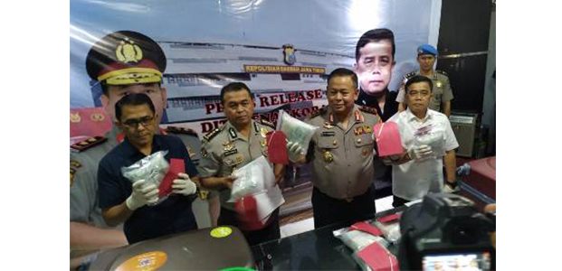 Kabur Saat Ditangkap, Penyelundup 11,5 Kilogram Sabu Tewas Tertabrak Truk Kabur Saat Ditangkap, Penyelundup 11,5 Kilogram Sabu Tewas Tertabrak Truk