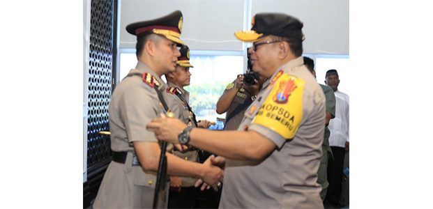 Kapolda Jatim Lantik Kapolres Blitar dan Kediri Kota Kapolda Jatim Lantik Kapolres Blitar dan Kediri Kota