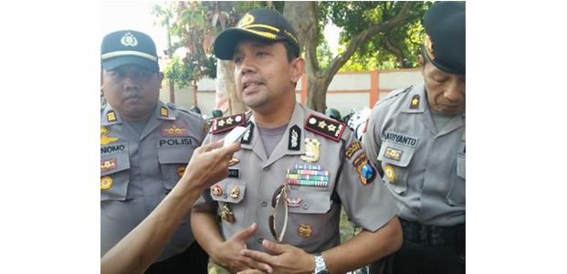 Usai Upacara, Kapolres Mojokerto Mendadak Perintah Anggota Test Urine Usai Upacara, Kapolres Mojokerto Mendadak Perintah Anggota Test Urine