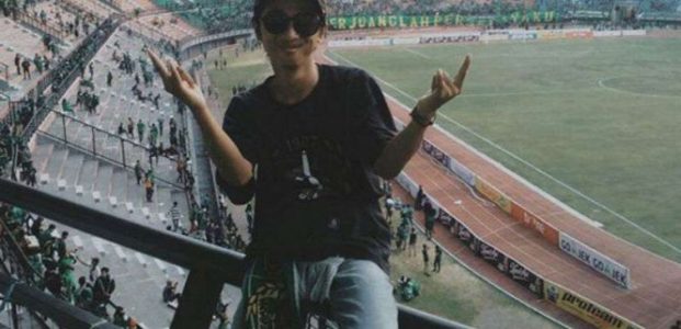 Kapolrestabes Surabaya Datangi Rumah Keluarga Bonek yang Tewas di Solo Kapolrestabes Surabaya Datangi Rumah Keluarga Bonek yang Tewas di Solo