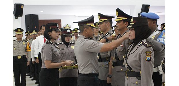 Kapolrestabes Surabaya Pimpin Sertijab Kasat Reskrim Kapolrestabes Surabaya Pimpin Sertijab Kasat Reskrim
