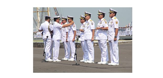 Kasal Pimpin Sertijab Pangkoarmada II, Dankodiklatal, dan Gubernur AAL Kasal Pimpin Sertijab Pangkoarmada II, Dankodiklatal, dan Gubernur AAL